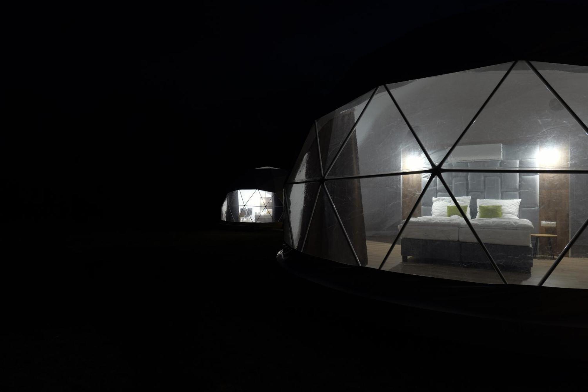 Dolny Kamenec Glamping Resort מראה חיצוני תמונה